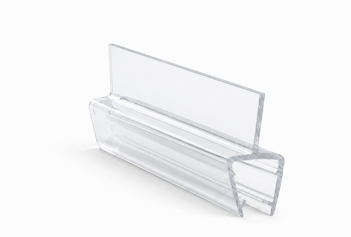 Centre seal plastic profile